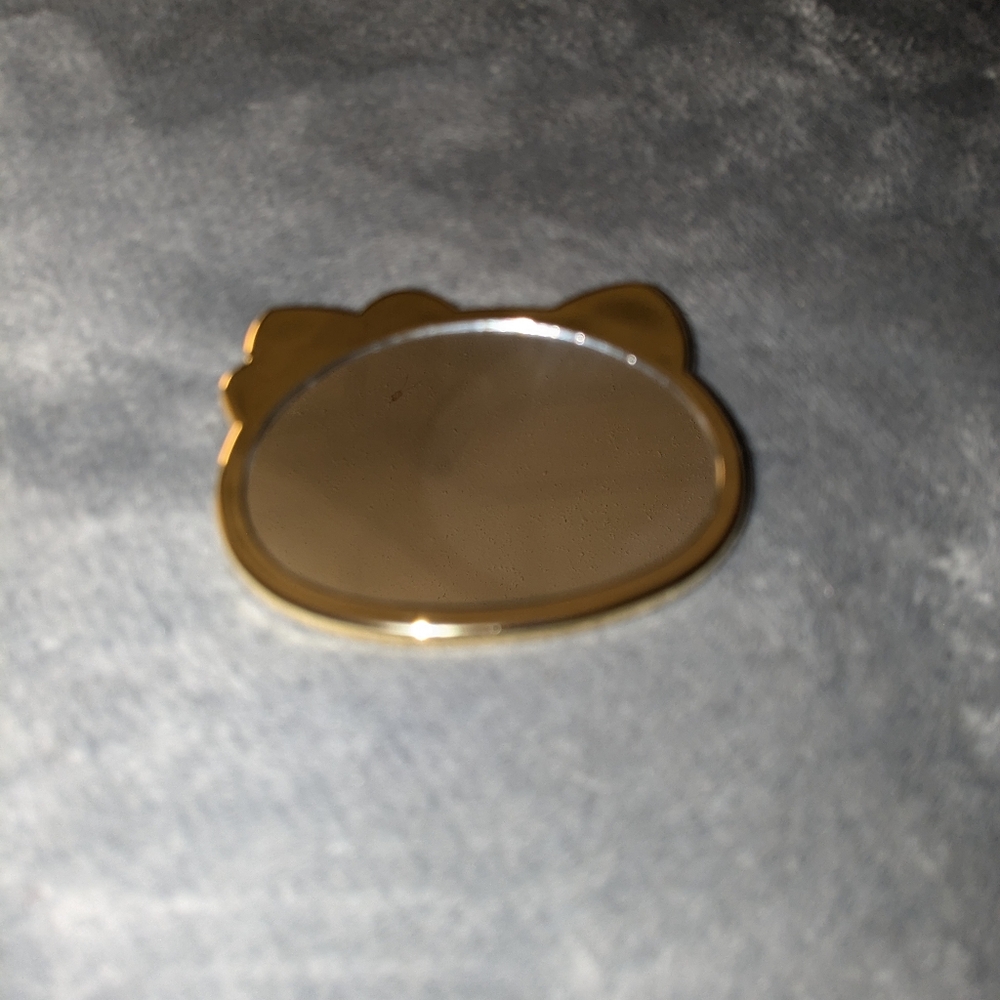 Hello kitty mirror